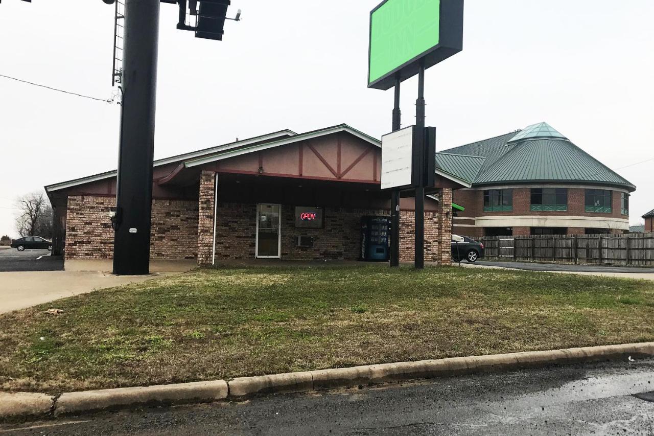 Budget Inn 马斯科吉 外观 照片